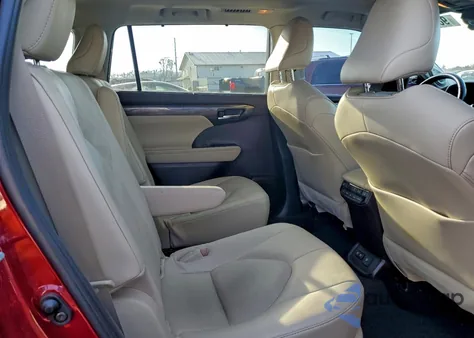 2021 Toyota Highlander Platinum from USA, damaged, VIN 5TDFZRBH4MS089842